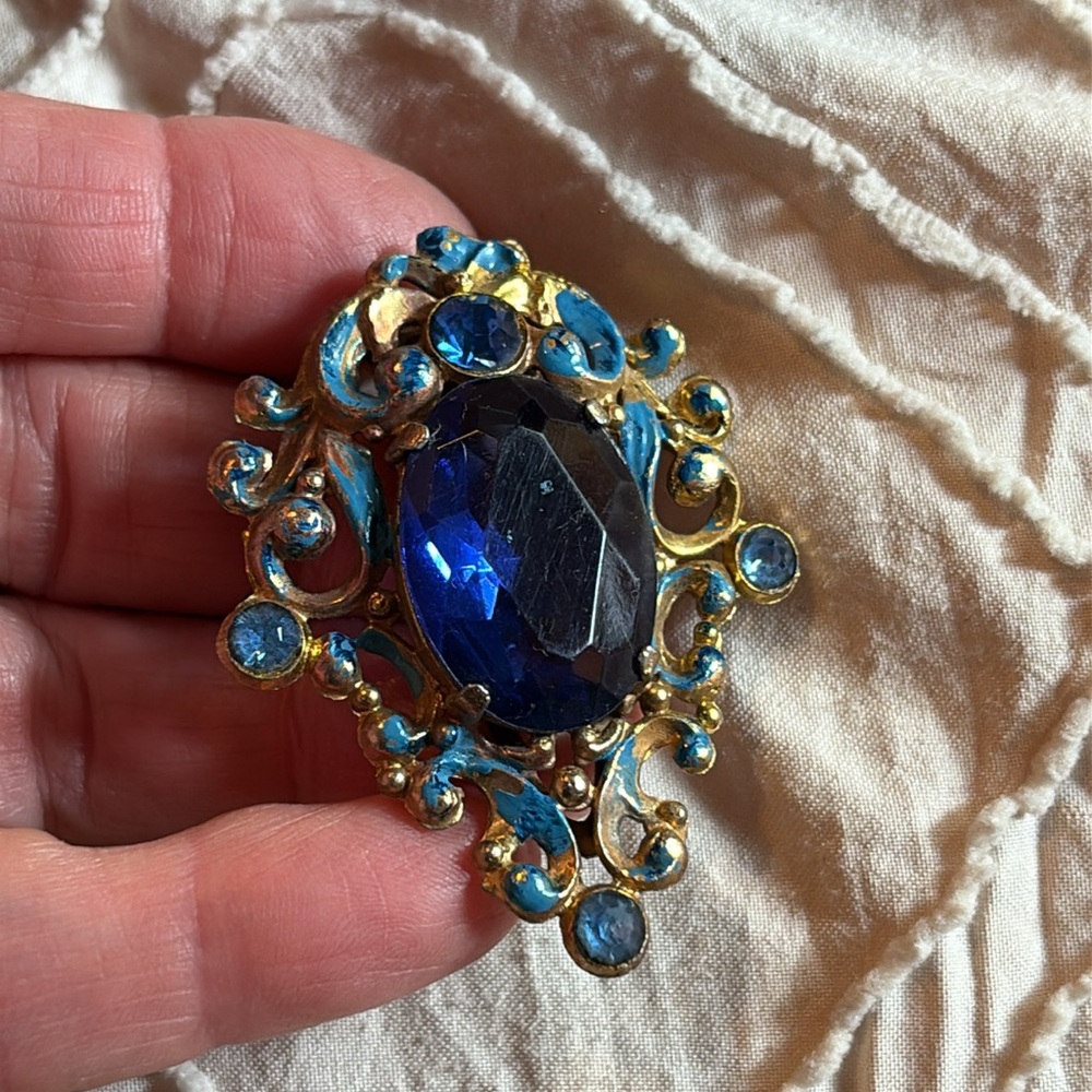 Vintage blue rhinestone dress clip fur clip